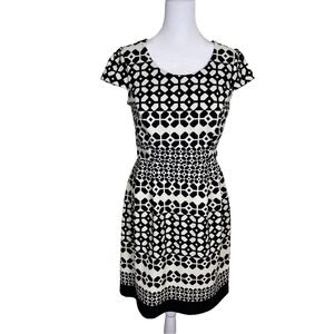 Enfocus Woman's Dress Size 8 Black/Cream Geometric print Classic Timeless Staple